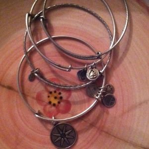 Alex and ani bundle
