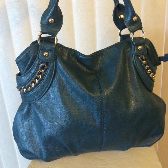 Selling This Gorgeous Teal Hobo Style Handbag