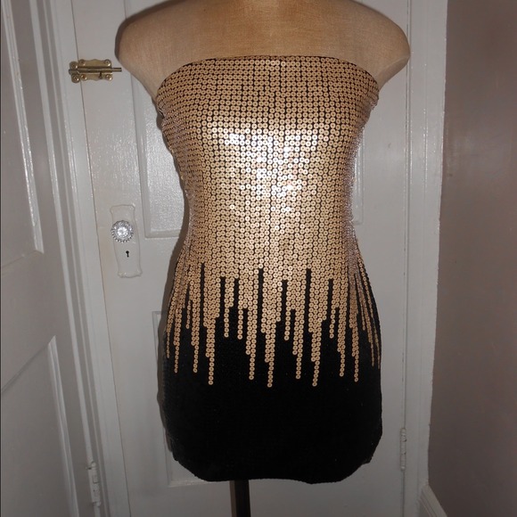 Bebe sequins dress size M