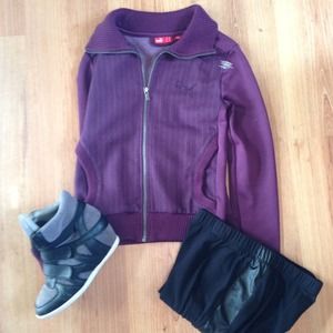 ❌Sold❌ Puma workout jacket