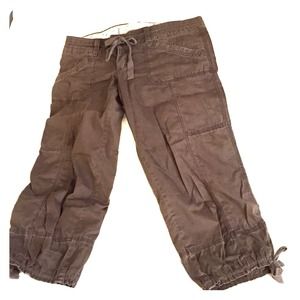 Hollister cargo capris