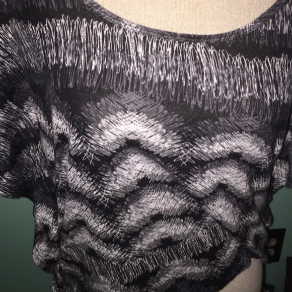 Shirt - Picture 2 of 3