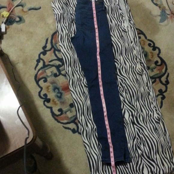 Jeans - Picture 4 of 4