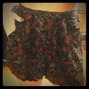 High waist printed flowy shorts