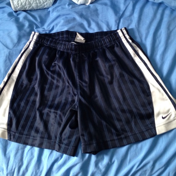SOLD: Nike shorts
