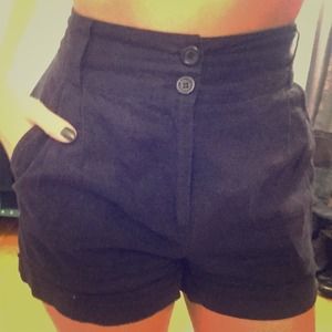 High waisted linen shorts. Navy blue