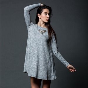 *SOLD* Glamorous Grey Long Sleeve Shift Dress