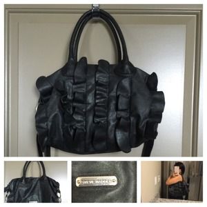 Black Steve Madden purse