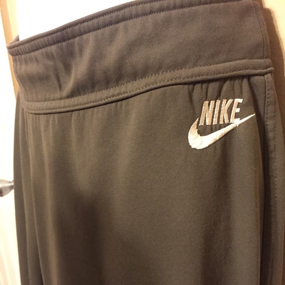 Brown Pre-loved Nike Sweats