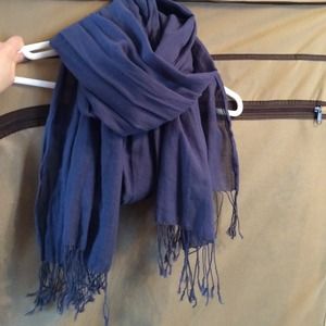 Hollister lightweight blue scarf with tassels