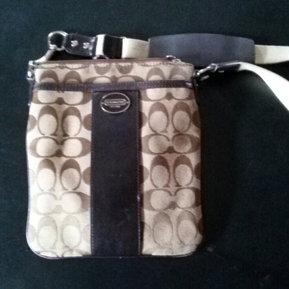 Coach Handbags - Coach purse