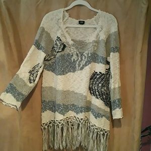 LA sweater with fringe