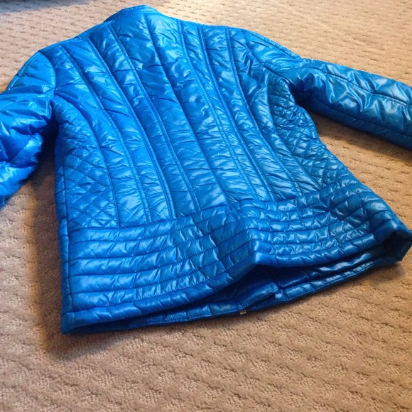 π¬π¬SOLDπ¬π¬ Guess Moto Packable jacket - Picture 4 of 4