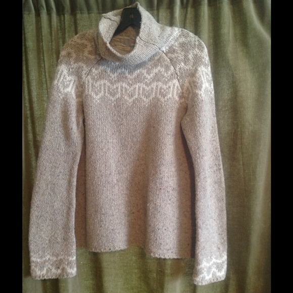 Hollister wool sweater