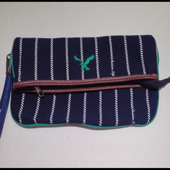 REDUCED American Eagle fold over zippered wristlet