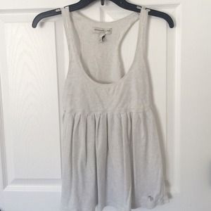 Grey/white Abercrombie & Fitch top