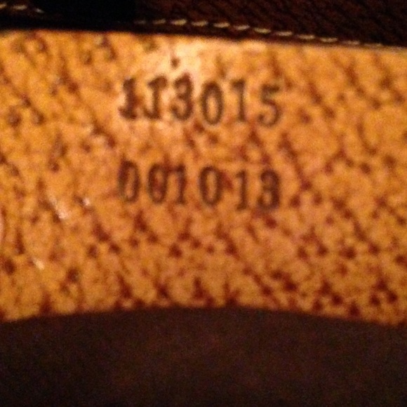 🚫SOLD🚫 Vintage Gucci Monogram Purse - Picture 4 of 4