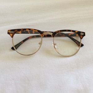Urban Outfitters glasses