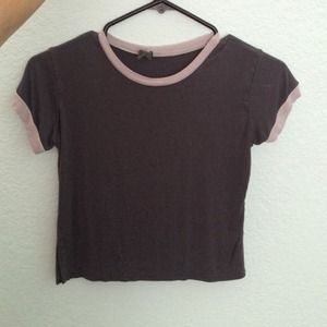 American eagle cropped shirt