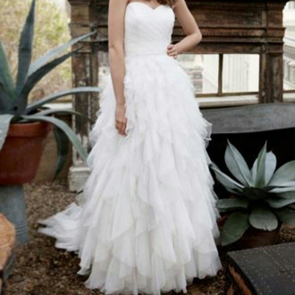 Dotted tulle wedding dress size 6