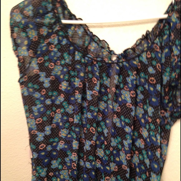 Women's blouse