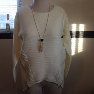 Sweater in Red & Cream