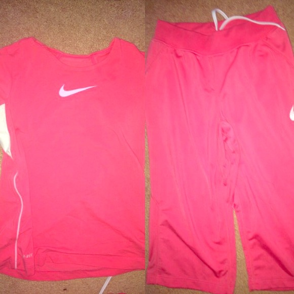 Nike suit 🎀