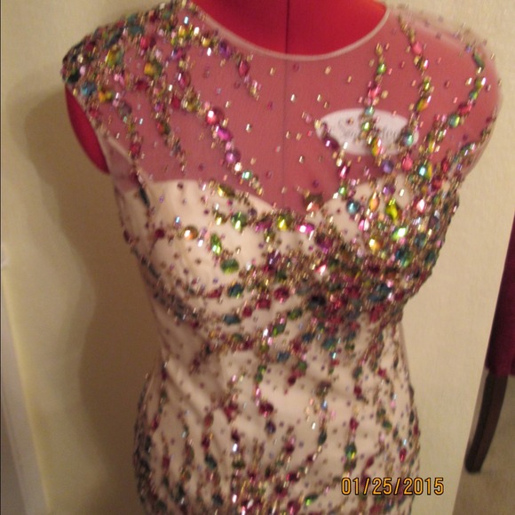 Vienna Genuine New Firework Dress Size 6 - Picture 2 of 4