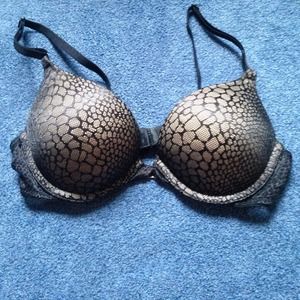 Extreme Push-Up Bra 🌹