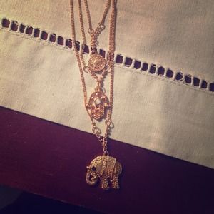 3-piece gold necklace