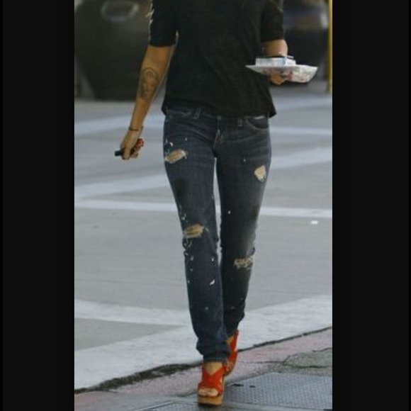 🚫SOLD🎉Host pick🎉Current Elliott Loved Destroyed