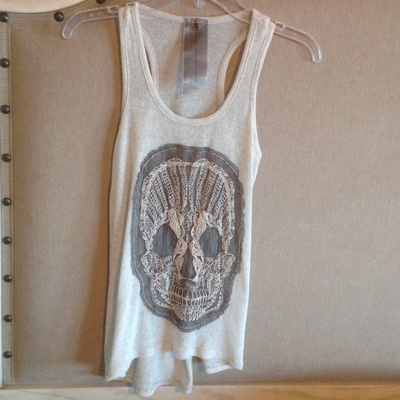 Skull top