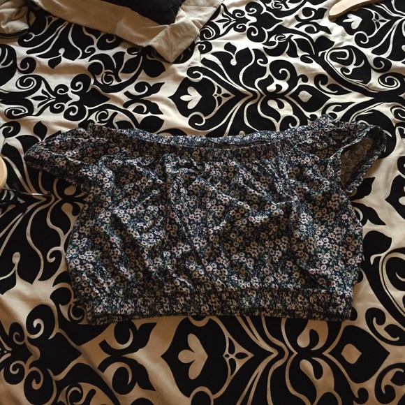 Floral crop top.