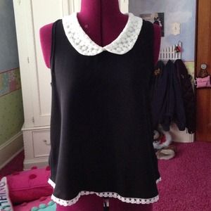 Black peterpan collared shirt