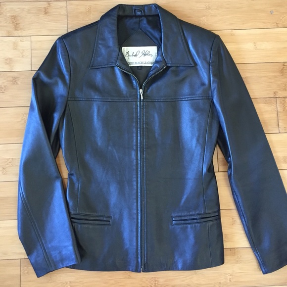 Black leather jacket‼️🌟