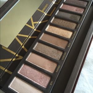NAKED URBAN DECAY PALETTE