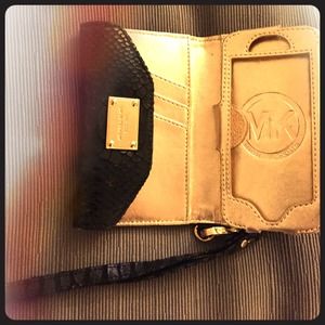 iPhone 5/5s wallet case