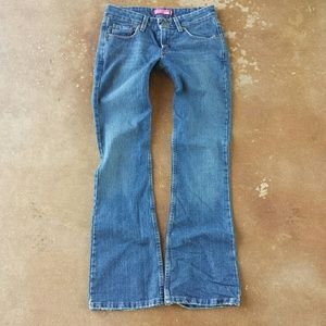 Levis super low bootcut