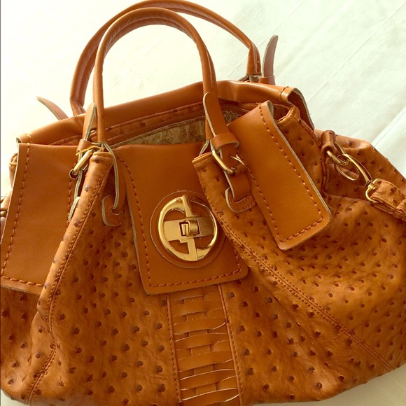 Cross body med purse