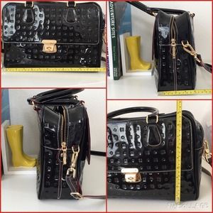 Arcadia Bags - |.Host Pick.| ๐ NWOT Arcadia Rare Rectangle bag Arcadia Bags - |.Host Pick.| ๐ NWOT Arcadia Rare Rectangle bag