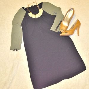 🎀SOLD🎀 Olive Green & Black Shift Dress