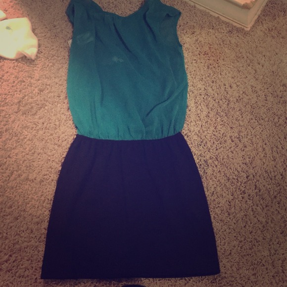 Guess dress