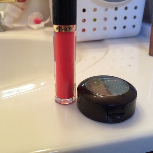 Revlon lipgloss & Loreal HIP shadow