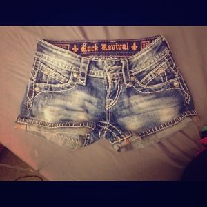 Size 23 rock revival shorts!