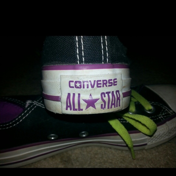Chuck Taylor Converse Black - Picture 2 of 3