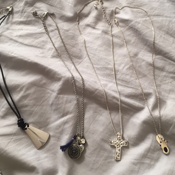 Necklace Bundle! 🎀