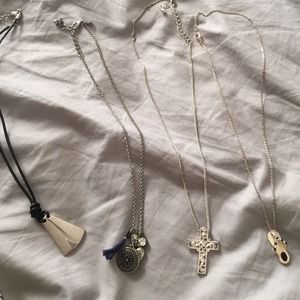 Necklace Bundle! 🎀