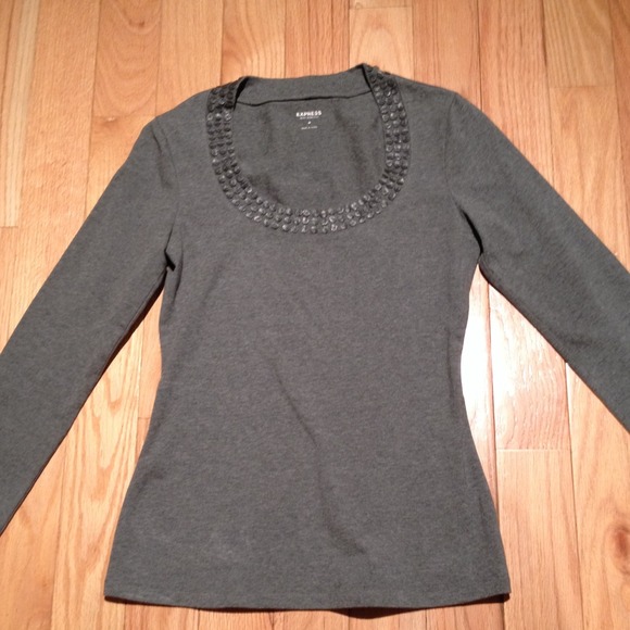 Express "Sexy Stretch" grey pull over