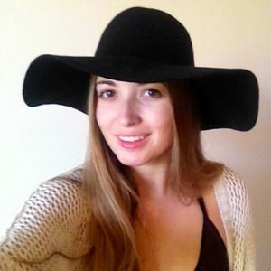 Black Floppy Sun Hat