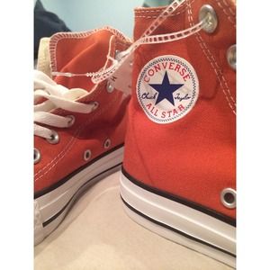 never been worn! Original box! Perfect condition!